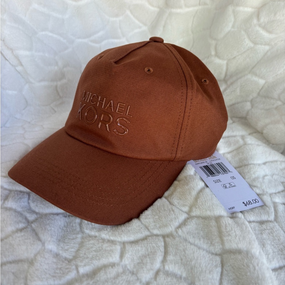 Michael Kors Logo Cap - Picture 6 of 13